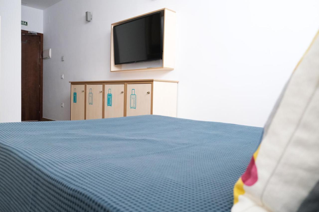 Take Surf Hostel Conil Conil De La Frontera Eksteriør bilde