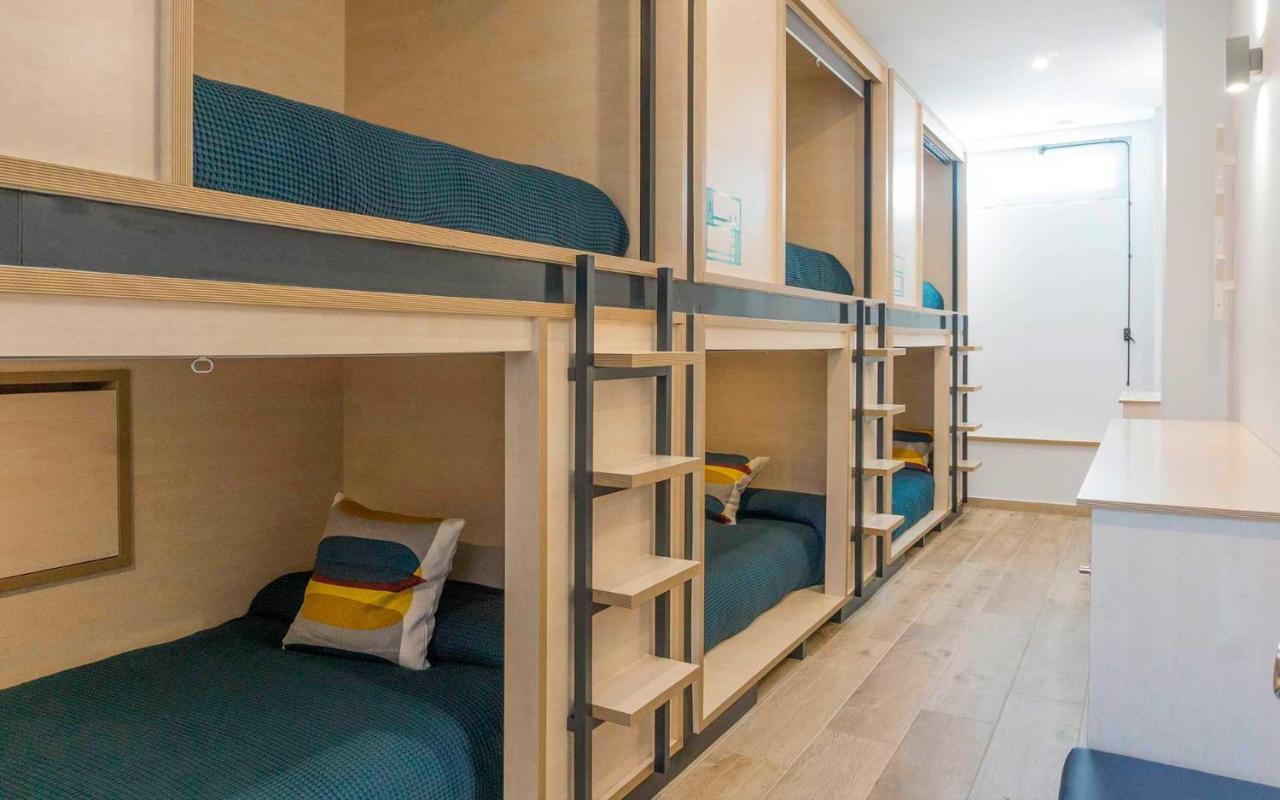 Take Surf Hostel Conil Conil De La Frontera Eksteriør bilde