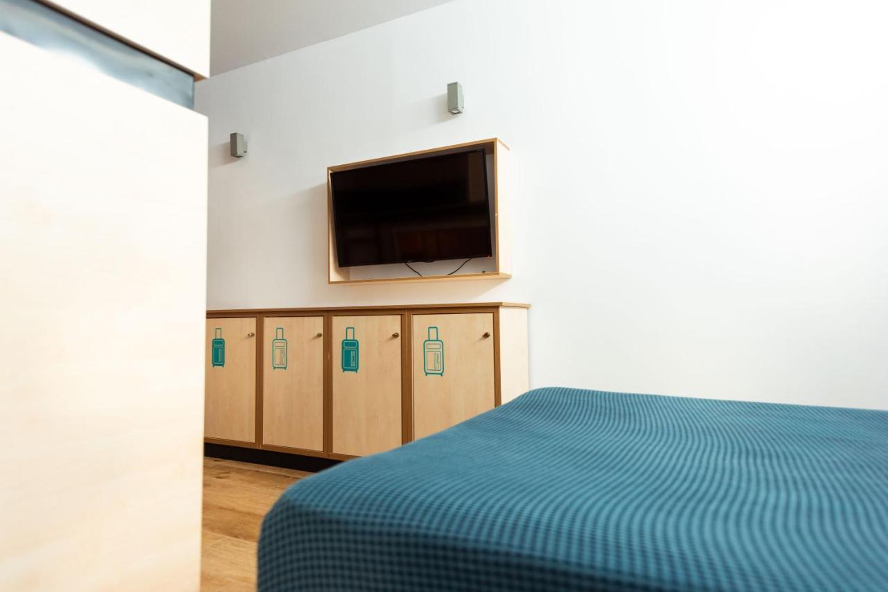 Take Surf Hostel Conil Conil De La Frontera Eksteriør bilde